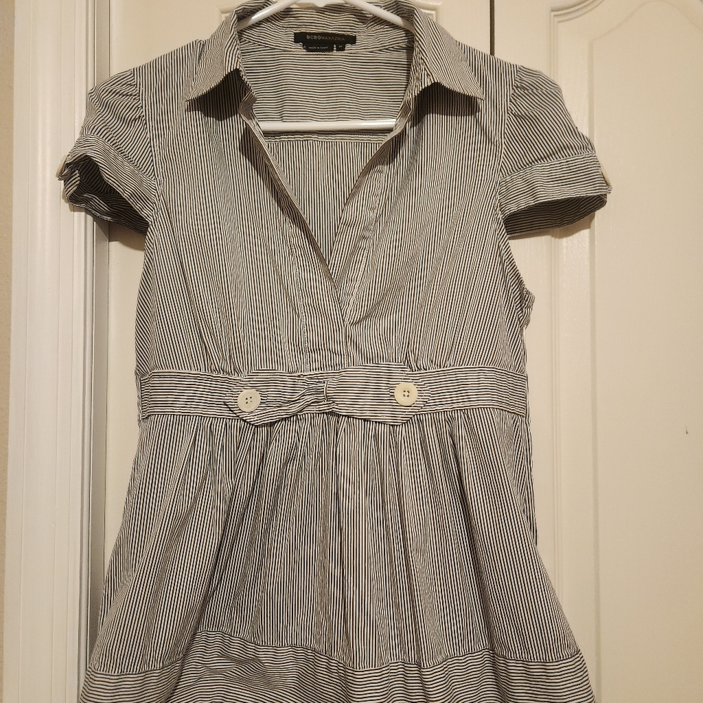 BCBGMAXAZRIA STRIPE BLOUSE